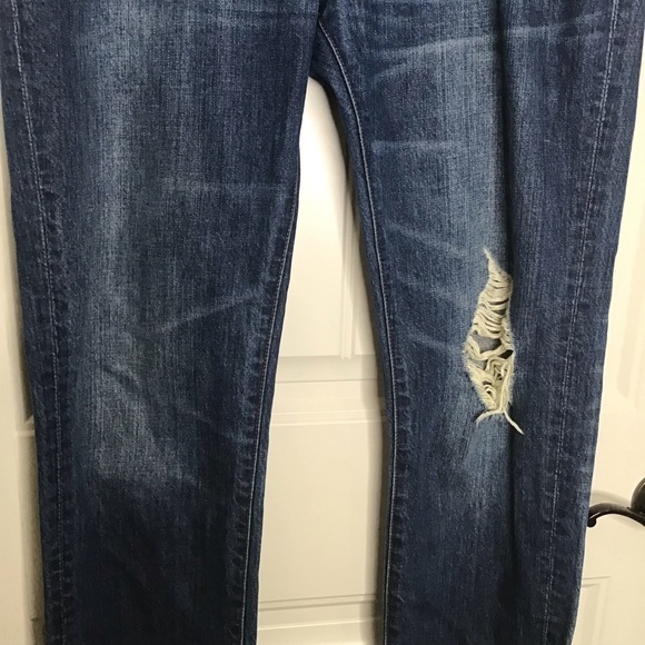 Madewell The Perfect Summer Jean: Destructed Edition Size 30. - Picture 5 of 14
